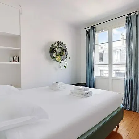 Appartamento Beau T2 Avec Balcon Montmartre *